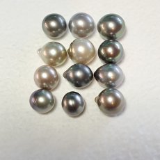 Lot von 12 Semi Barocke TahitiPerlen B, BC, C de 10.8  12.5 mm